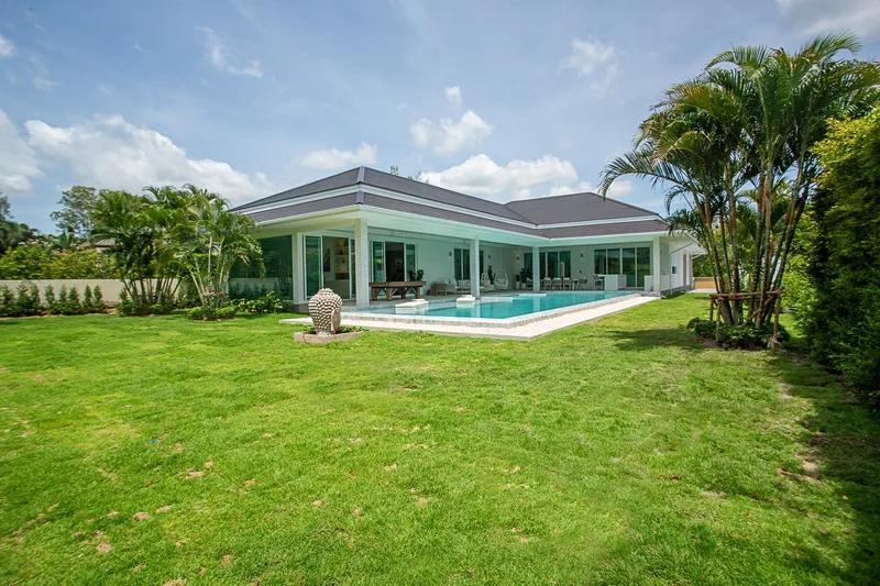 Lake View villa, Palm Hills